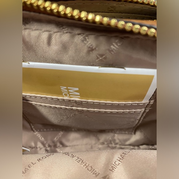 Michael Kors Fulton crossbody double zip - Picture 5 of 11